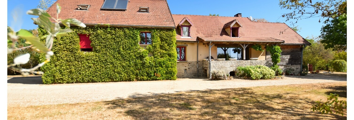 Maison 6 Pièces 121 m² à vendre à Saint-Émiland (71490)