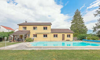 Maison 7 Pièces 141 m² à vendre à Saint-Genis-Pouilly (01630)