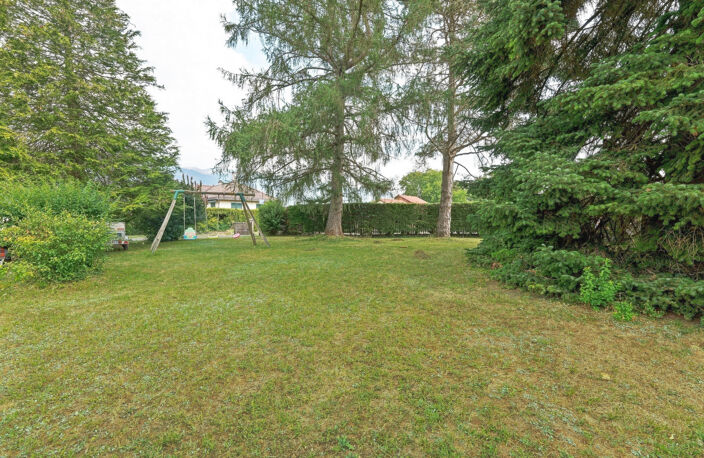 Maison à vendre 7 pièces SAINT GENIS POUILLY (01) — photo 2