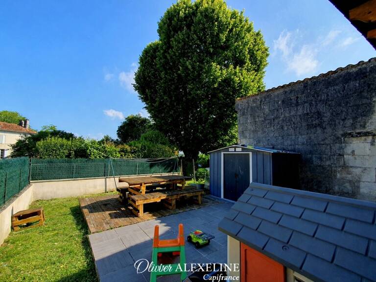 Maison de bourg à Verteillac (24) - 85M² - 5 Pièces - 3 Chambres - Jardin — photo 1
