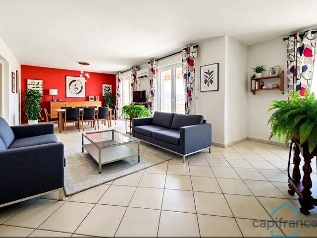 Appartement 3/4 pièces de 93m² avec ascenseur - Terrasse 16m² - Garage + Parking - Montpellier (34) — photo du bien