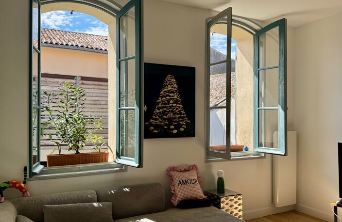 A vendre  F3 Rénové de 75m² Sète Centre ville Cadre Royal proche quais — photo 4