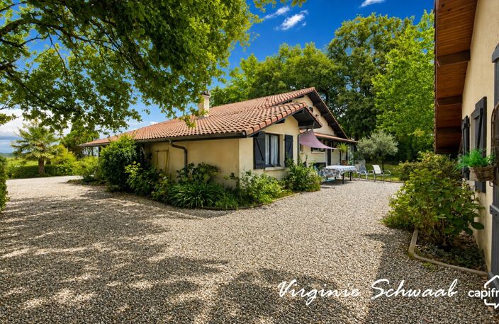 ESTIBEAUX (40), MAISON DE 192 M², 5 CHAMBRES, PISCINE, STUDIO ET DÉPENDANCE SUR 4 400 M² — photo 4