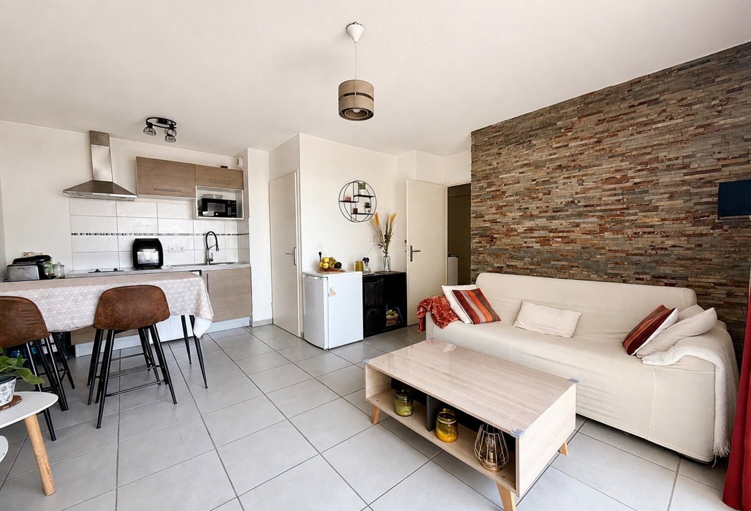 CESTAS GAZINET – APPARTEMENT T2 DE 41 M² AVEC BALCON ET PARKING – VENDU LOUÉ — photo 1