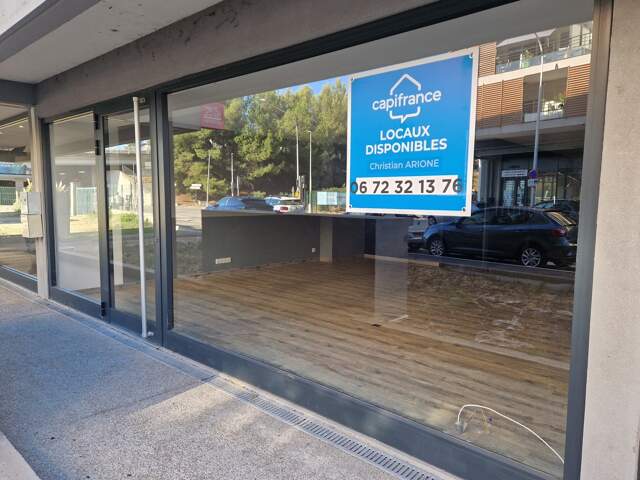 A vendre, Local commercial, 200 m², Nice Saint-Isidore, 06200, Alpes Maritimes — photo du bien