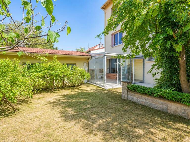 Maison de 6 pièces de 175 m² à Colombes — photo 1