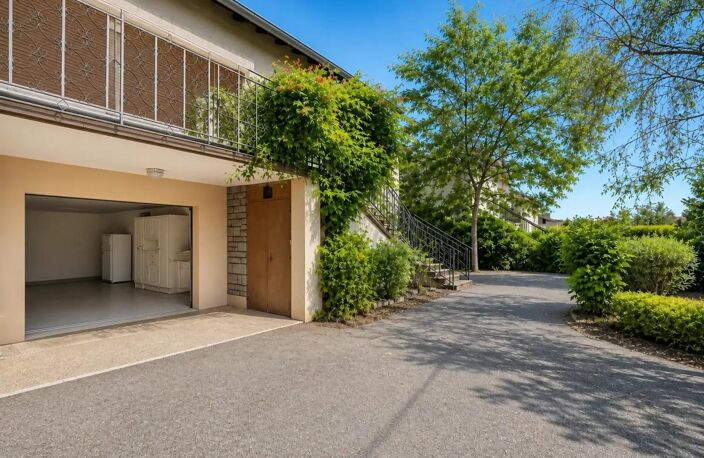 Vendat : Maison 199m² avec terrasse et jardin — photo 3