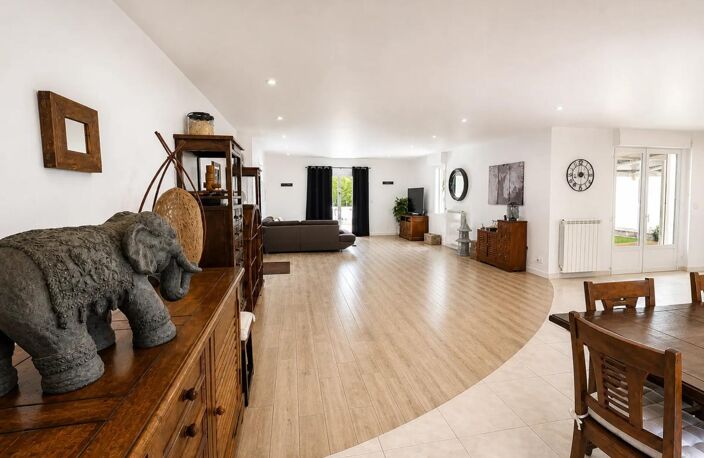 Maison de 7 pièces de 250 m² à Lombez — photo 3