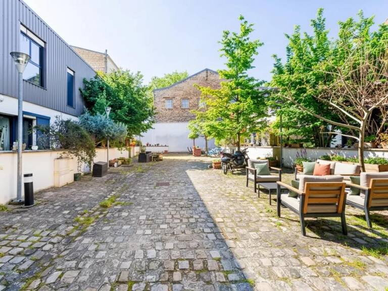 Maison de ville contemporaine 4 pièces à Saint‑Denis — photo 1