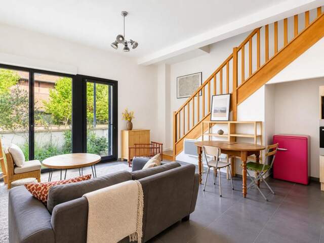 Maison de ville contemporaine 4 pièces à Saint‑Denis — photo du bien