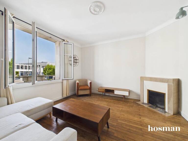Appartement T2 de 62,24 m2 avec le charme de l'ancien - Quai Ernest Renaud à Nantes — photo 1