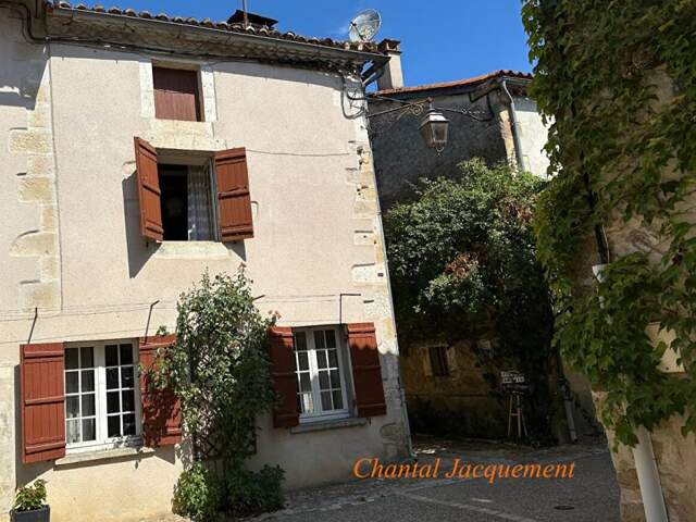 MAISON DE VILLAGE — photo du bien