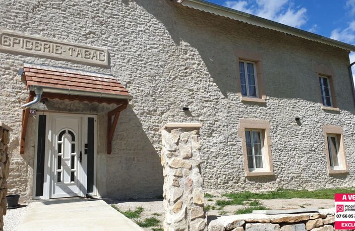 Maison 10 pièces de 300 m² — photo 2