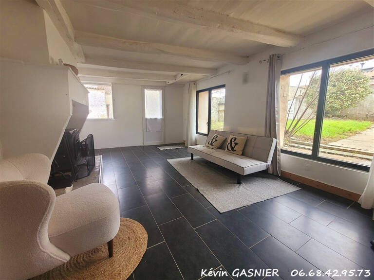 SAINT COUTANT LE GRAND (17430) : Maison 5 pièces 115m2 + jardin — photo 1