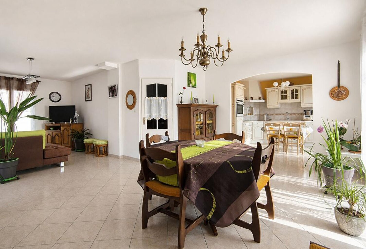 Maison 98m² sur terrain de 1000m², bourg de la Remaudière (44300) — photo 1
