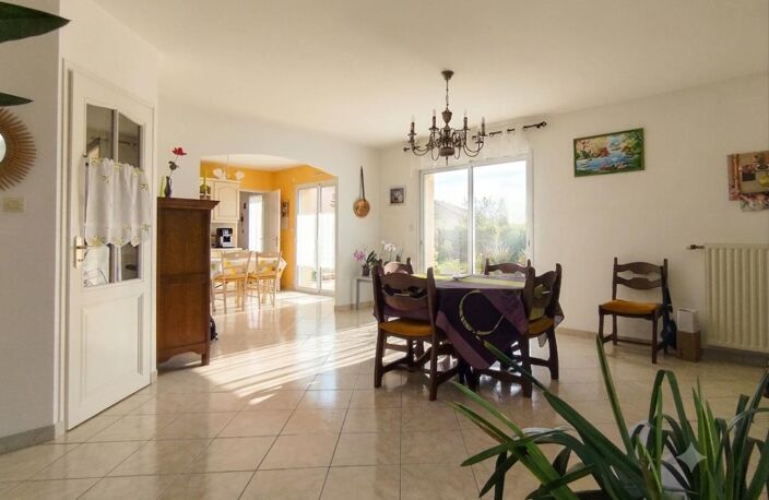 Maison 98m² sur terrain de 1000m², bourg de la Remaudière (44300) — photo 2