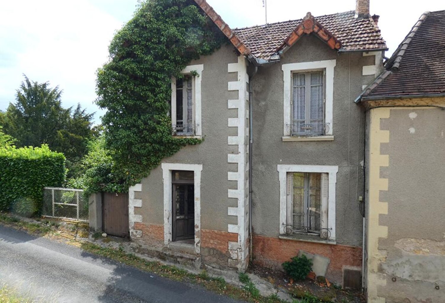 Maison Hautefort 5 pièce(s) 71 m2 — photo 1