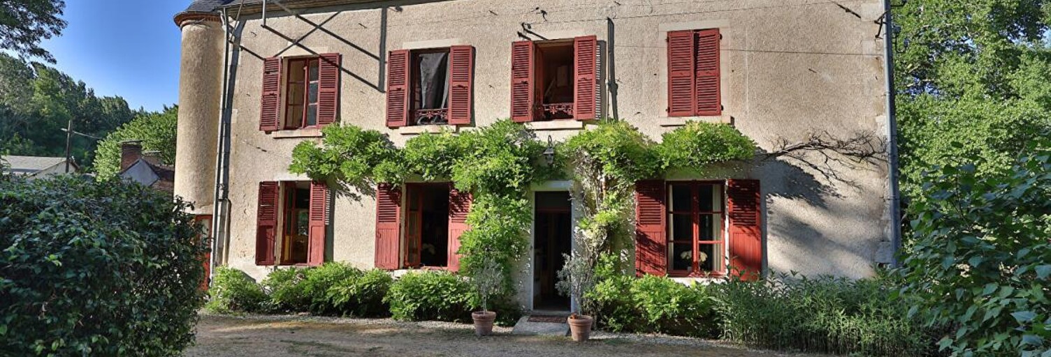 Maison 17 Pièces 350 m² à vendre à Mehun-sur-Yèvre (18500)