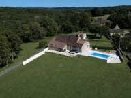 Ferme rénovée avec finition exceptionnel, piscine et 3 hectares de terrain — photo 2