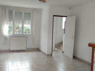 MAISON MITOYENNE DE 77M² HAB SUR 2 NIVEAUX 3 CHAMBRES + BUREAU + GARAGE, LE TOUT SUR UN TERRAIN CLOS DE 400M² ENVIRON — photo 2