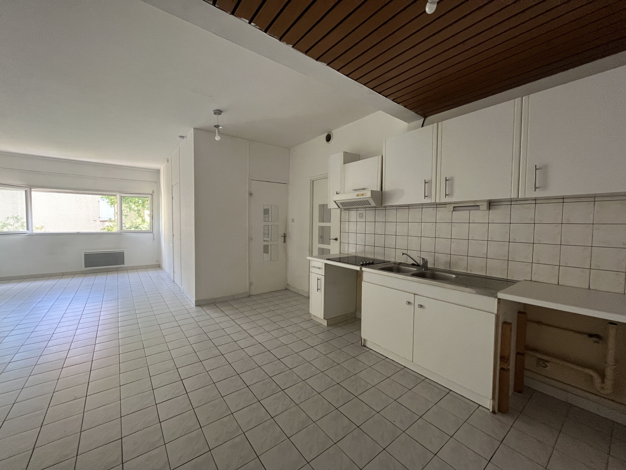 Appartement 2 pièces  à louer Aubagne 13400