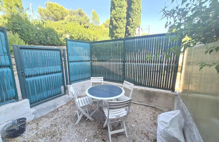 AAPPARTEMENT T2 avec carré de Jardin et Garage — photo 2