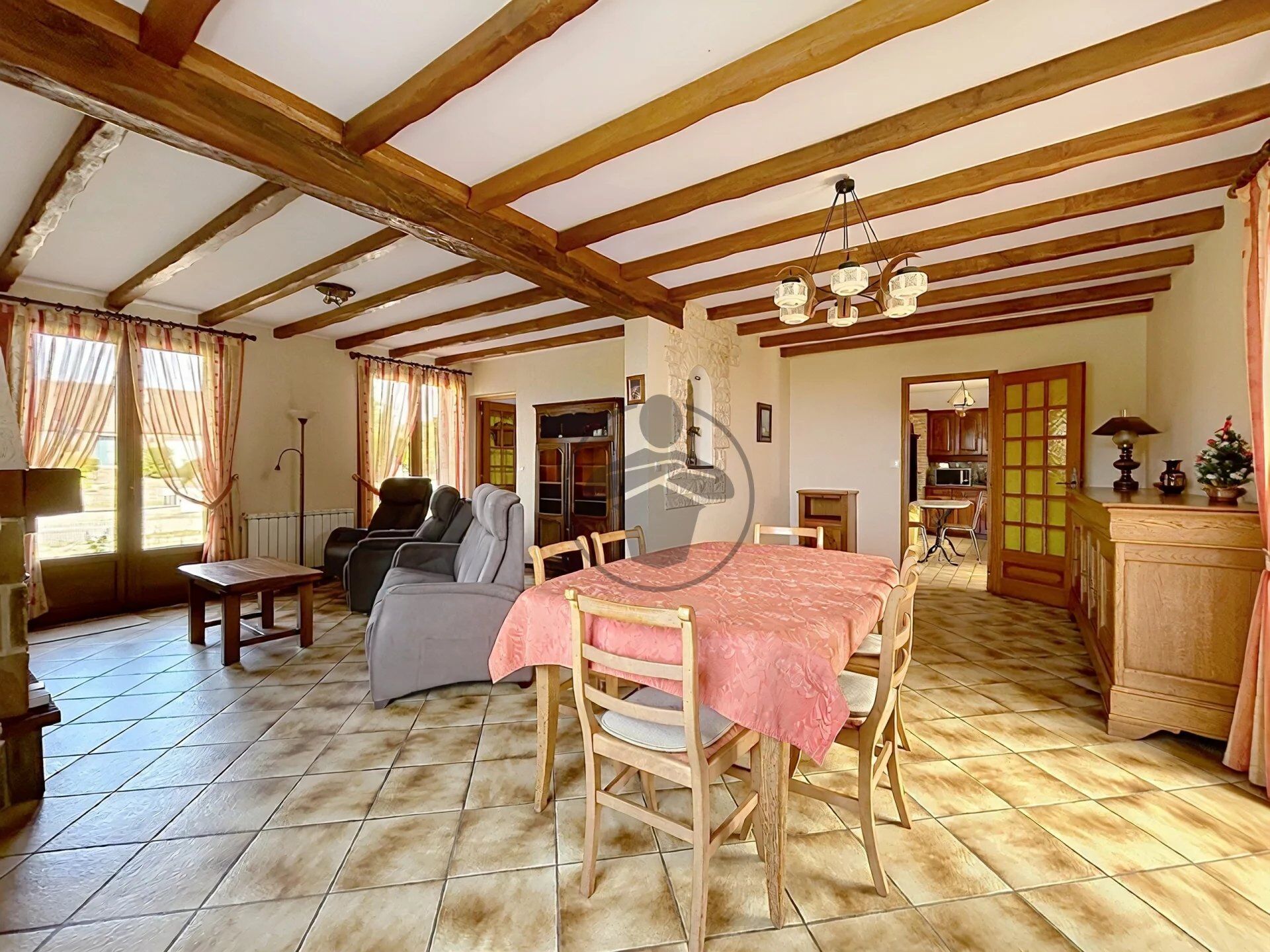 Maison 7 pièces 114 m² · à Essigny-le-Grand · 114 m² · 233 000 €
