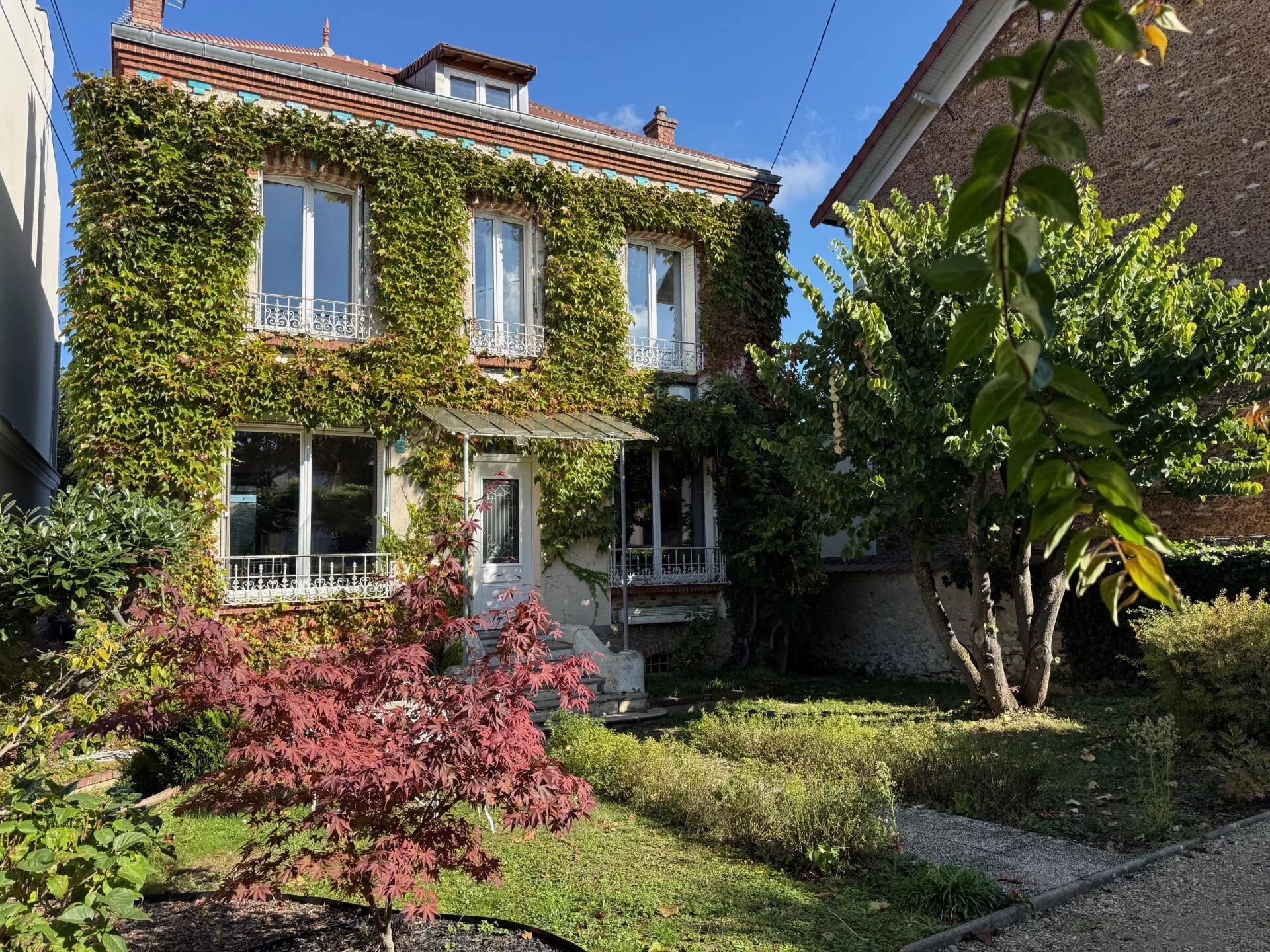 Maison 5 pièces · à Combs-la-Ville · 485 000 €