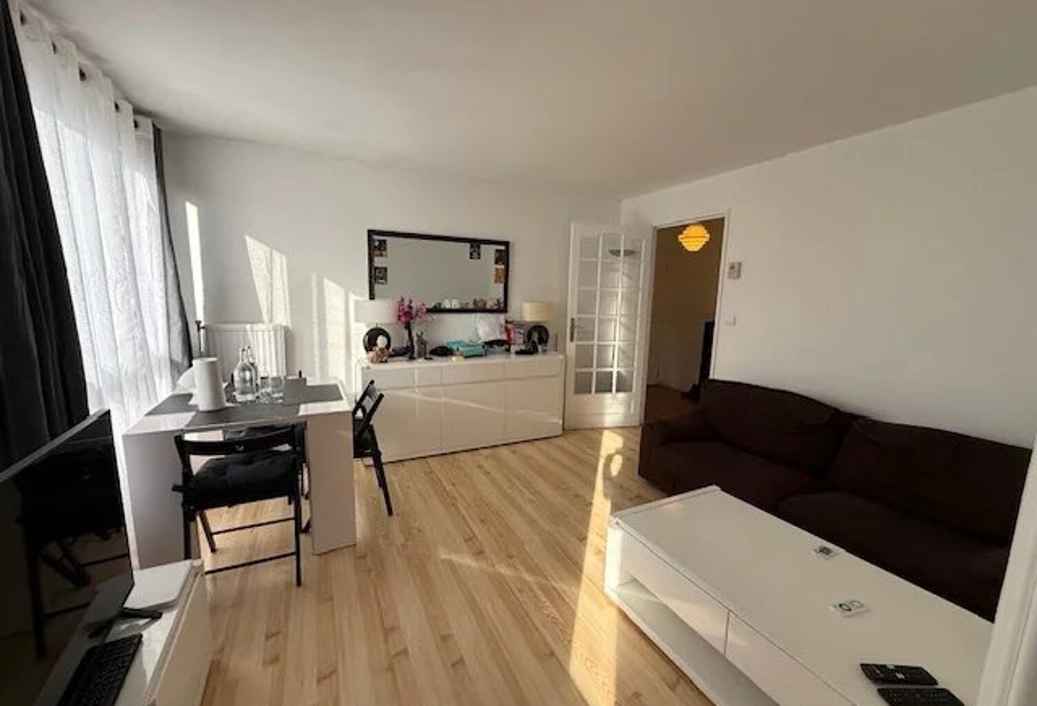 Un appartement lumineux à Combs-la-Ville — photo 1