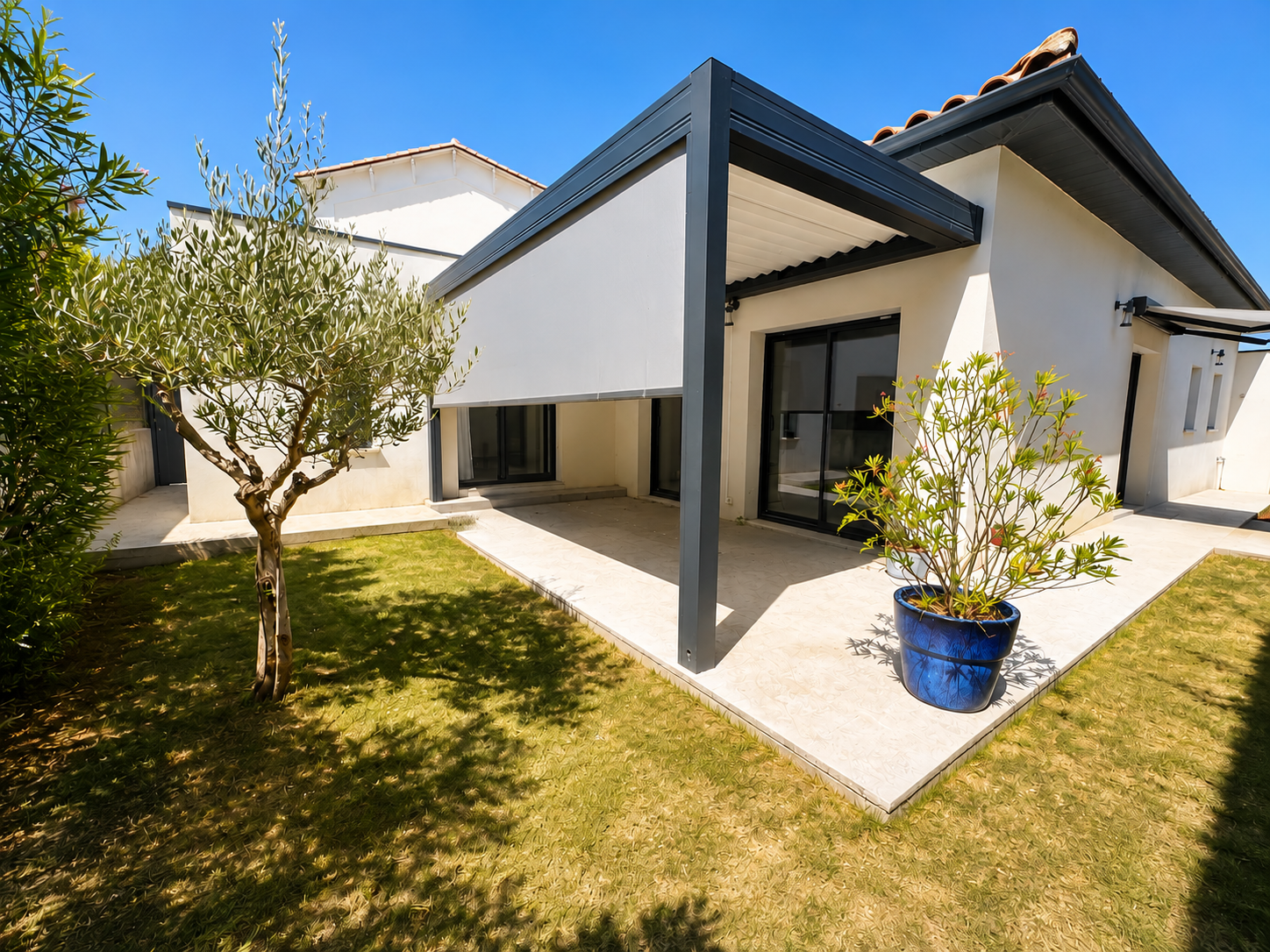Maison contemporaine de plain-pied – 130 m² – Centre village de Saint-Gély-du-Fesc
