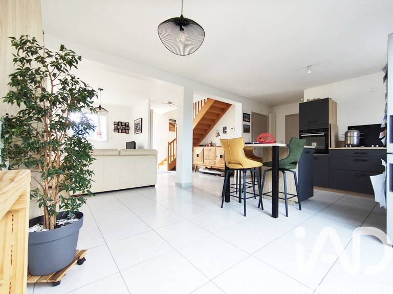 Vente Maison traditionnelle 6 pièces — photo 1