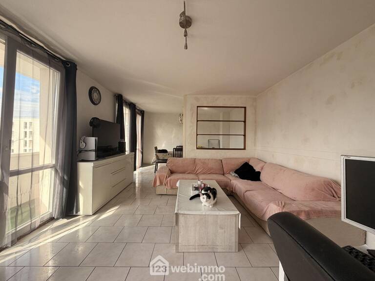 Appartement - 85m² - Laon — photo 1
