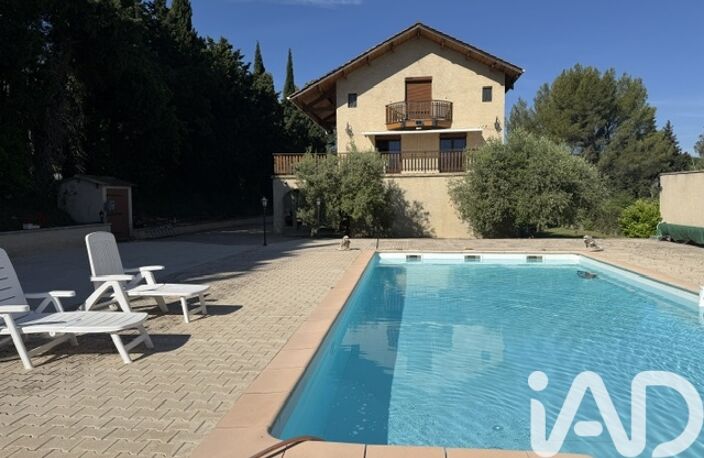 Vente Maison/villa 7 pièces — photo 2