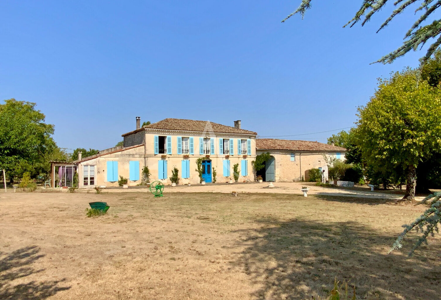 Propriété Charentaise de caractère à 10 km de Jonzac — photo 1