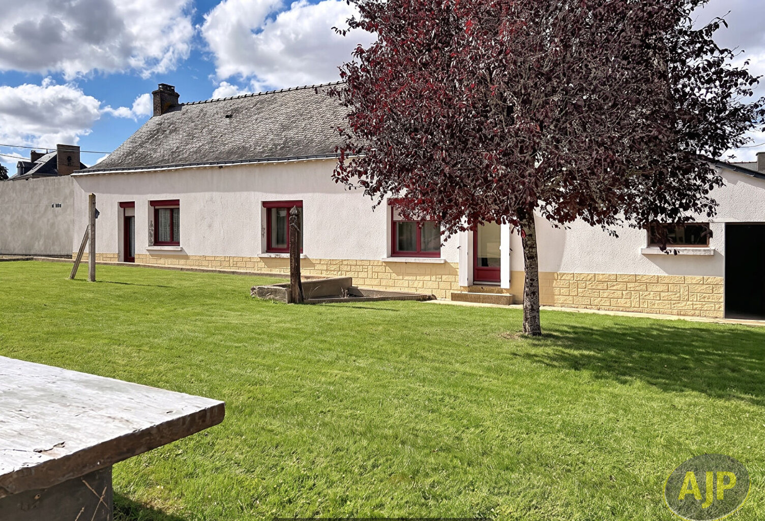 Maison Saint Aubin Des Châteaux 3 pièce(s) 80 m2 — photo 1