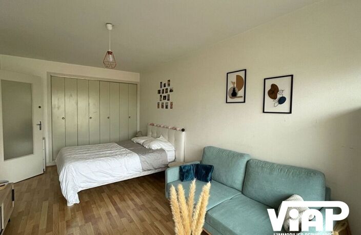 LIMOGES STUDIO DE 34 m²  NON MEUBLE PROCHE CHURCHILL — photo 2