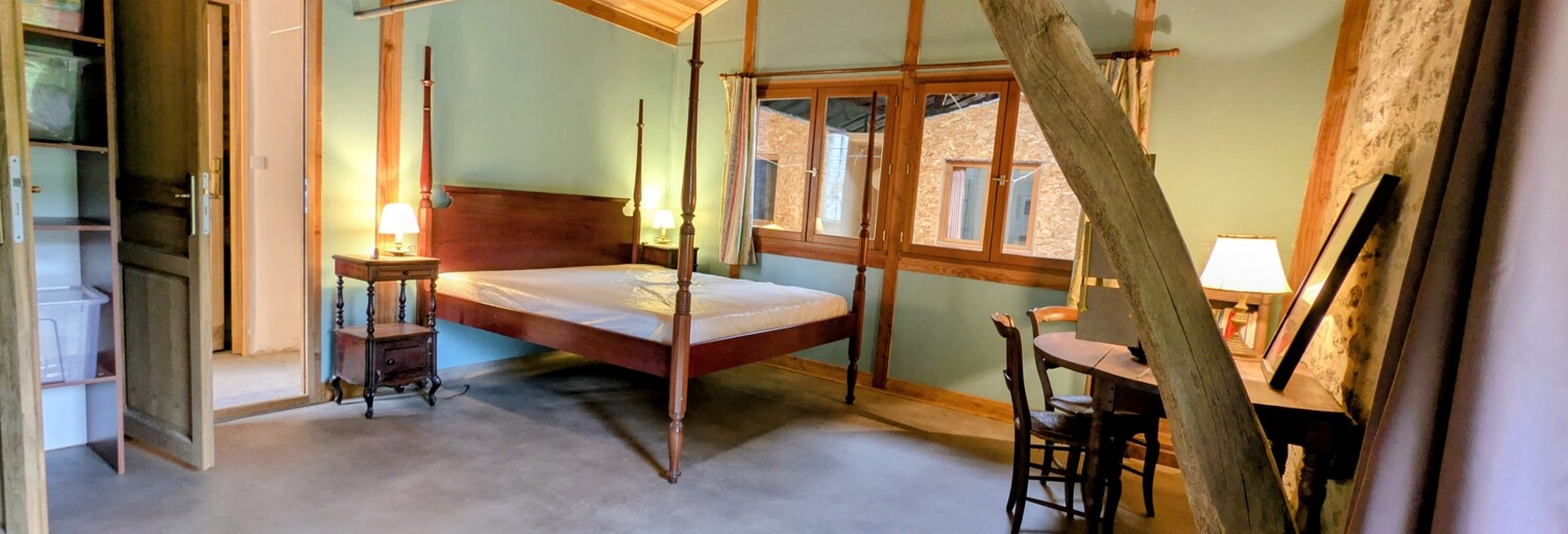 Maison 7 Pièces 186 m² à vendre à Saint-Pierre-Chérignat (23430)
