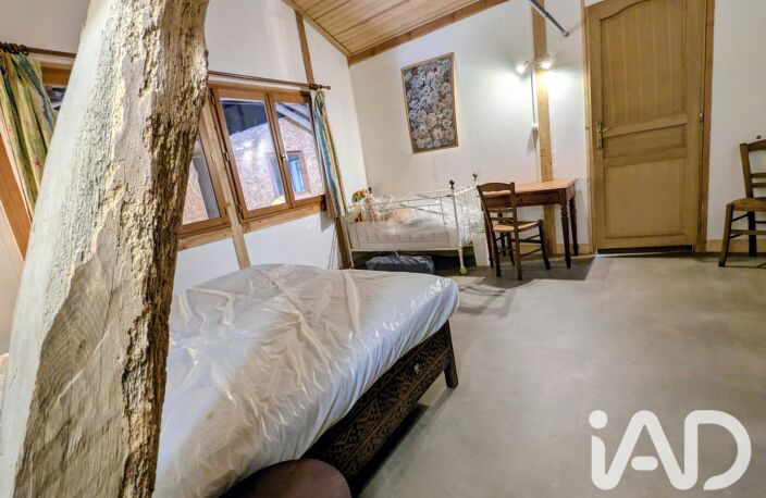 Vente Maison/villa 7 pièces — photo 2