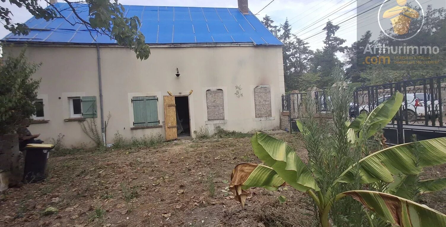 Cravant – Maison à reconstruire suite à sinistre – Terrain arboré de 960 m² — photo 1
