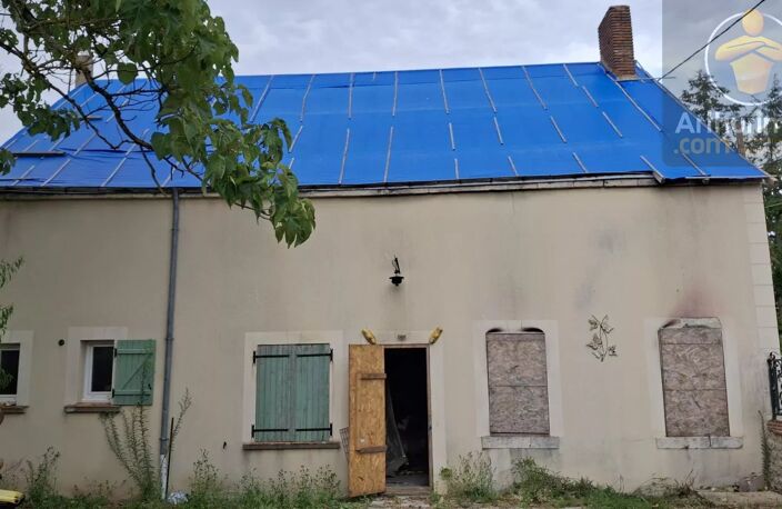 Cravant – Maison à reconstruire suite à sinistre – Terrain arboré de 960 m² — photo 2