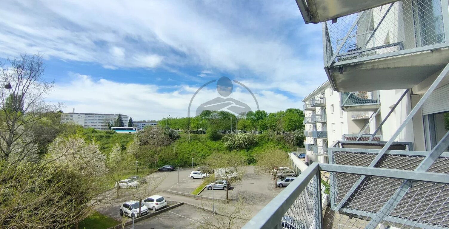 Appartement - 57,29 m² - 3 pièces — photo 1