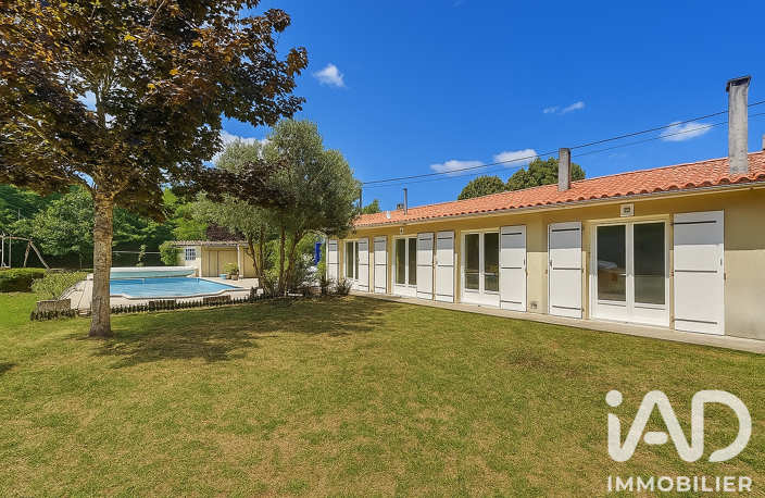 Vente Maison/villa 8 pièces — photo 2
