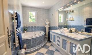 Maison 5 Pièces 160 m² à vendre à Grambois (84240)