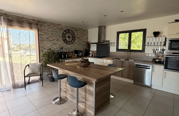 Vente Maison/villa 4 pièces — photo 5