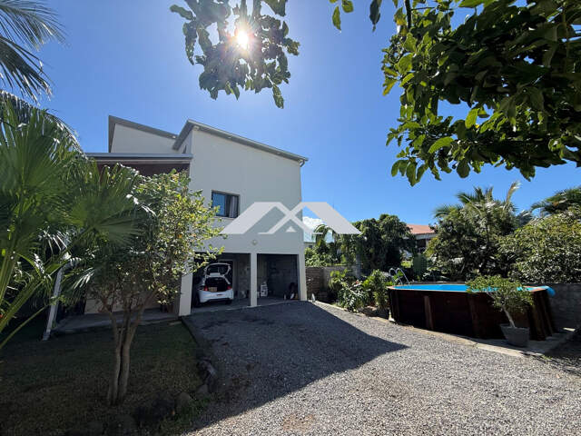 SUPERBE VILLA F7 MEUBLÉE SAINT-JOSEPH — photo du bien