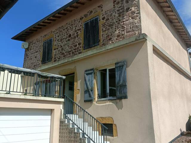 Maison 4 pièces 90 m² à Belmont-de-la-Loire — photo du bien