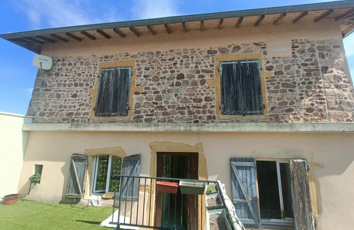 Vente maison 4 pièces 90 m² Belmont-de-la-Loire (42670) — photo 2