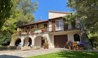 Maison 7 Pièces 216 m² à vendre à Nîmes (30900)