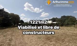 Terrain  1221 m² à vendre à Bourgbarré (35230)