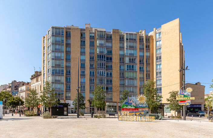 EXCLUSIVITE : MARSEILLE   PLACE CASTELLANE DERNIER ÉTAGE   1 — photo 3
